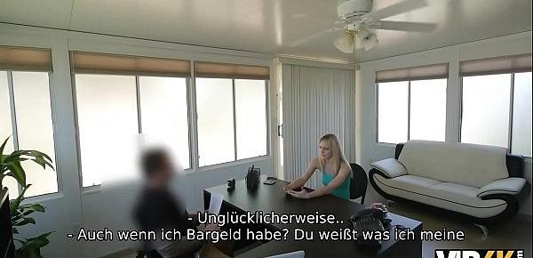 VIP4K. Die Go-Go-Tänzerin aus der örtlichen Strip-Bar ist bereit für Sex zum Ausleihen